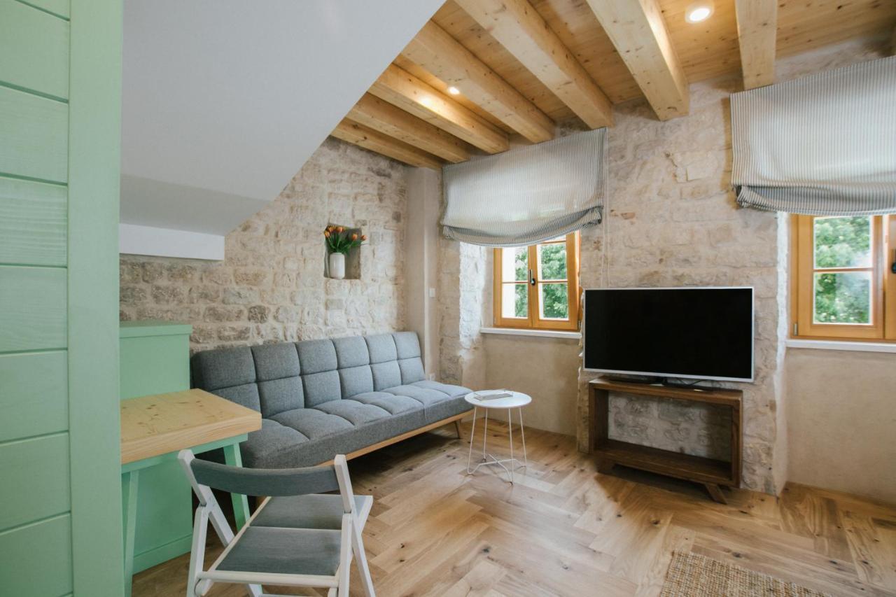 Franka Hotell Trogir Eksteriør bilde