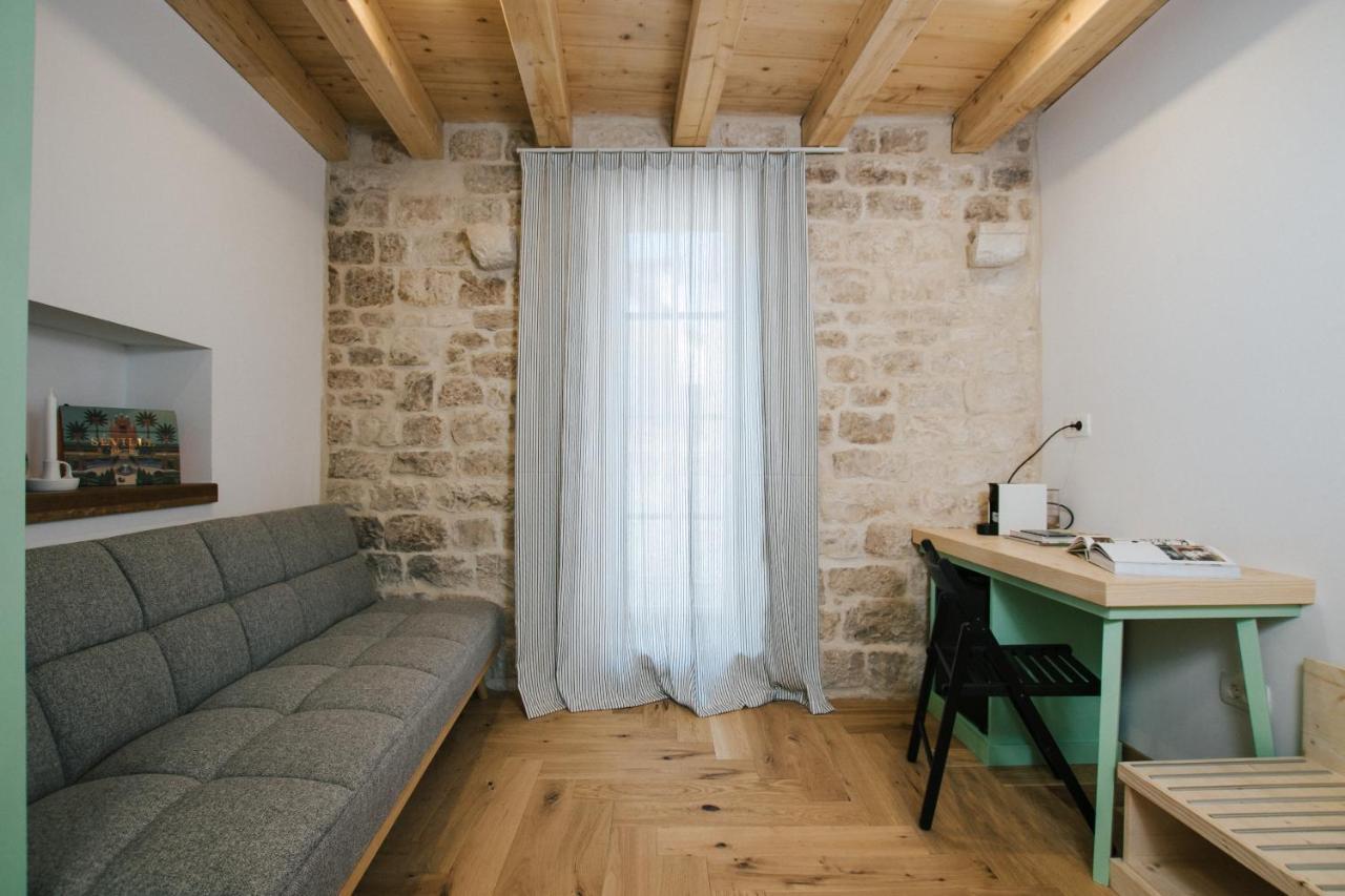 Franka Hotell Trogir Eksteriør bilde