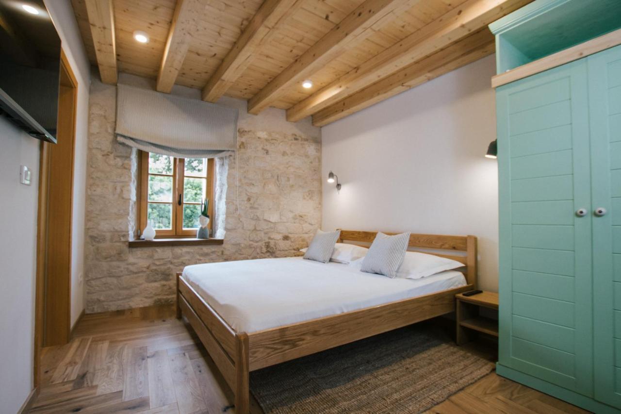 Franka Hotell Trogir Eksteriør bilde