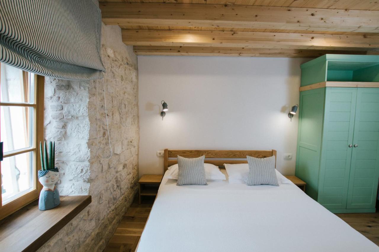 Franka Hotell Trogir Eksteriør bilde